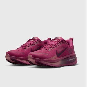 Women's Size 8 Nike Vomero 18 Sweet Beet/Bordeaux Running Shoes 🔥